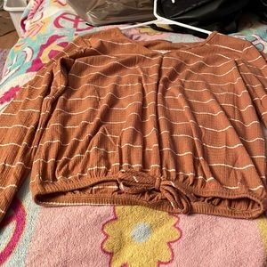 •tan and white striped blouse•